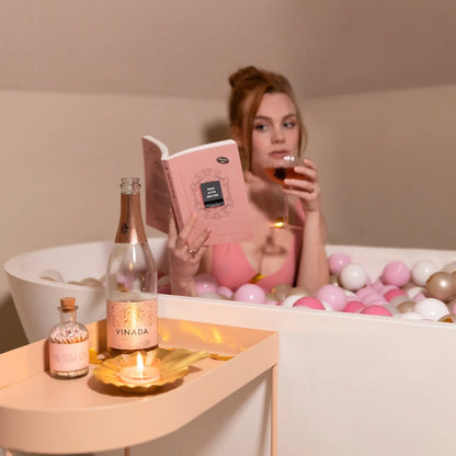 Enjoying Vinada Rose from the bathtub